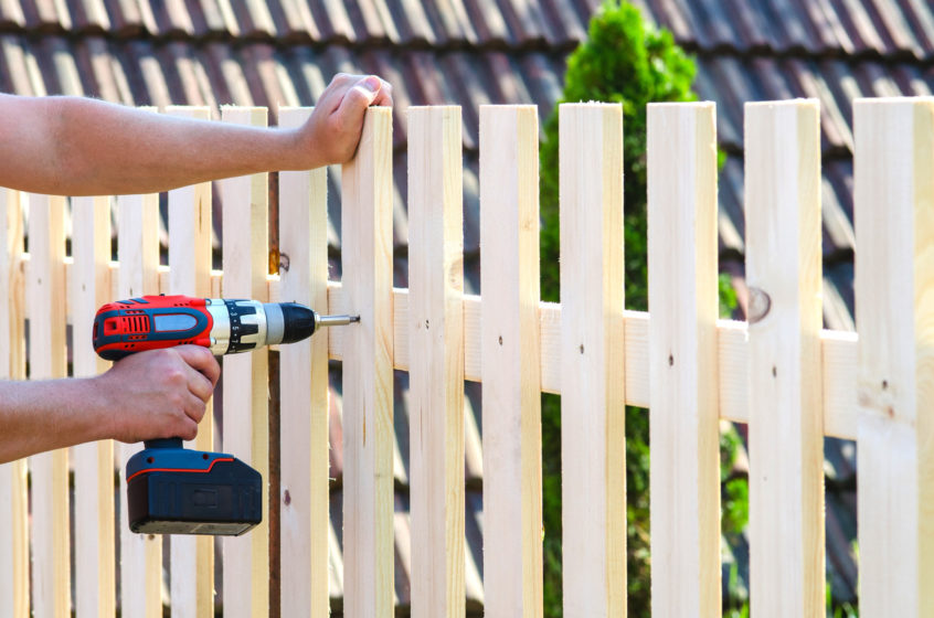 The Top Benefits of Building a Fence On Your Property